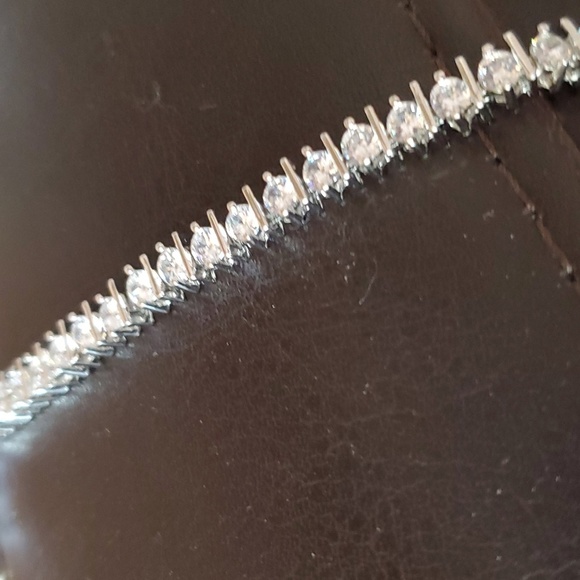 Bracelet cubic zirconia fine silver plated 7 inches - Picture 4 of 12